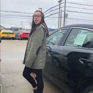 Meet your Posher, Maria